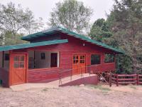 Budova, kde se chata nachází