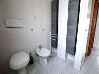 A bathroom at Charming Holiday Home Near The Beach With A Terrace; Parking Available, Pets