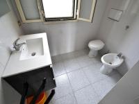 A bathroom at Charming Holiday Home Near The Beach With A Terrace; Parking Available, Pets