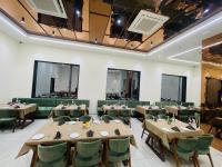 Ресторан / где поесть в VITS Jamnagar