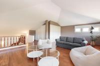 Posedenie v ubytovaní Luxury Seaview Villa by Olala Homes