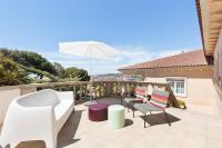 Balkón alebo terasa v ubytovaní Luxury Seaview Villa by Olala Homes