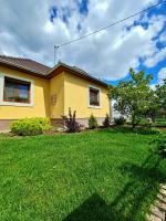 Vonkajšia záhrada v ubytovaní BástyaVár Családi Apartmanház - Gyula