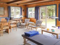 Posezení v ubytování Holiday Home Jorid - all inclusive - 300m from the sea by Interhome