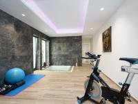 Posilňovňa alebo fitness centrum v ubytovaní Villa Villa Adonia by Interhome
