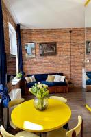 Posedenie v ubytovaní Lofts Cracow Apartments - City Center