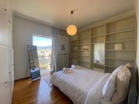 Posteľ alebo postele v izbe v ubytovaní 2-bedroom apartment in Athina (Filopappou)