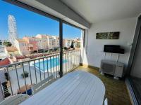Plán poschodí v ubytovaní Appartement Moderne au Cap d'Agde: Climatisé, Balcon Vue Port, Piscine et Parking Inclus - FR-1-723-21