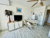 Plán poschodí v ubytovaní Appartement Moderne au Cap d'Agde: Climatisé, Balcon Vue Port, Piscine et Parking Inclus - FR-1-723-21