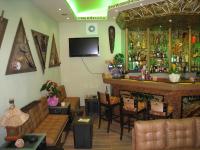 The lounge or bar area at Castle View Studios