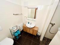 A bathroom at Haus Leitner