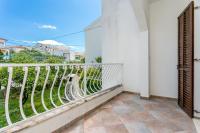 Balkón nebo terasa v ubytování Apartment Okrug Gornji 9693a