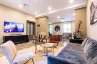 Telewizja i/lub zestaw kina domowego w obiekcie Martini Suite
