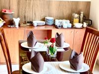 Příslušenství pro přípravu čaje a kávy v ubytování DE VIVRE HOI AN - Aman Boutique Hotel