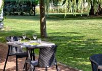 Gallery image of Hôtel Restaurant Platanes - KB HOTEL GROUP in Étauliers