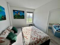Posteľ alebo postele v izbe v ubytovaní Treba Malo Odmorit - Self check-in option, Family Room, PS4 Pro, Free parking