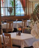 Reštaurácia alebo iné gastronomické zariadenie v ubytovaní Das Alpin - Hotel Garni Guesthouse