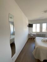 Posteľ alebo postele v izbe v ubytovaní Settimo Cielo Apartment Aosta CIR 0199