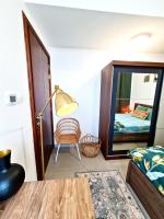 Půdorys ubytování Elegant bedroom with balcony
