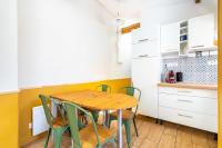 Kuchnia lub aneks kuchenny w obiekcie Lovely apartment Paris Saint-Lazare Opéra