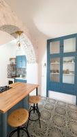 A kitchen or kitchenette at Casa Vacanze Magnolia 42 Calitri