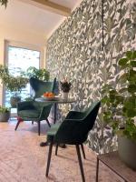 A seating area at Laudach INN