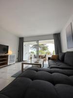 Posezení v ubytování J&M Apartment Miraflores La Cala