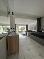 Posezení v ubytování J&M Apartment Miraflores La Cala