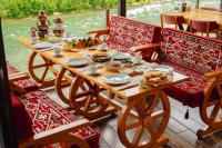 Φαγητό σε αυτό το ξενοδοχείο ή κάπου εκεί κοντά