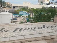 Bazén v ubytovaní Nogalera Soul, City Center Apartment BY NAMASTE ELITE alebo v jeho blízkosti