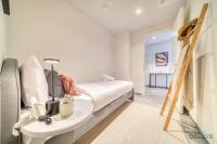 Postel nebo postele na pokoji v ubytování Harmonious 2BR with Assistant Room at Mesk 1 Midtown Dubai Production City by Deluxe Holiday Homes