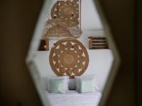 Łóżko lub łóżka w pokoju w obiekcie La loveroom de l'Artois