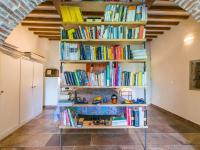 The library in Az apartmant
