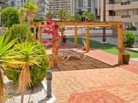 Vonkajšia záhrada v ubytovaní Apartment Coral Beach 03 by Interhome