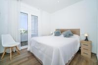 Posteľ alebo postele v izbe v ubytovaní Don Pepe Chic Apartment by Rock Rentals