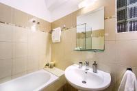 Kúpeľňa v ubytovaní Ionian Citizen Suite