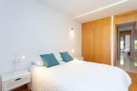 Postel nebo postele na pokoji v ubytování Home2Book Cozy Apt Santa Úrsula, Sea Views & Pool