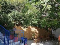 Půdorys ubytování Naxos Mountain Retreat - Tiny House Build on Rock