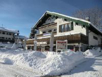 冬のHotel Bavariaの様子