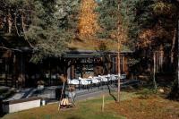 Naturlandskabet i nærheden af lejlighedshotellet