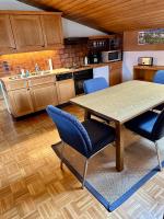 Kuchnia lub aneks kuchenny w obiekcie Haus Wenger Mountain View & Swimming Pool