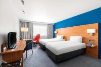 Holiday Inn Express Braintree by IHGにあるテレビまたはエンターテインメントセンター