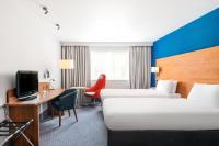 Holiday Inn Express Braintree by IHGにあるテレビまたはエンターテインメントセンター