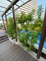 Bazén v ubytování Delightful Condo in Central location at Sukhumvit 49 nebo v jeho okolí