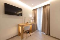 TV a/nebo společenská místnost v ubytování Dorian Inn - Sure Hotel Collection by Best Western