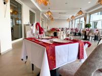 En restaurant eller et andet spisested på Sunthalia Hotels & Resorts Ultra All Inclusive Adults Only Party Hotel