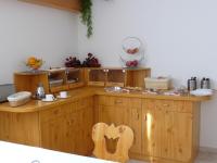 Príslušenstvo na prípravu kávy alebo čaju v ubytovaní BALATON ART Guesthouse
