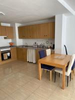 Kuchyň nebo kuchyňský kout v ubytování Apartamentos Wei