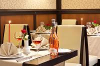 Best Western Plus Bristol Hotel italokat is kínál