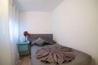 Půdorys ubytování Plaza España I calle Isabel la Católica 3BR 2BH